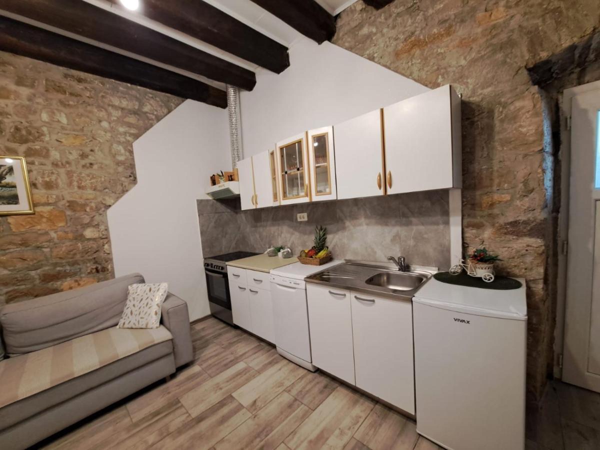 Apartman Zrinka Есенице Экстерьер фото